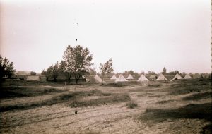 1. 1952: Das Zeltlager Lenste